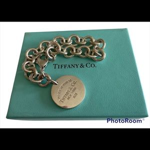 TIFFANY & CO .925 Silver Round Bracelet